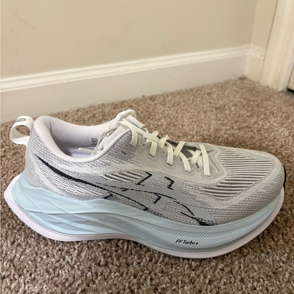 ASICS Superblast 2 | Women’s 8.5/Men’s 7 - Picture 10 of 16